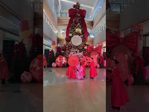 SM J Mall Illuminates the Holidays with “The Heart of Hikari" 