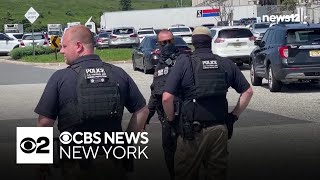 20 detained by ICE at Edison, New Jersey, warehouse, reports say