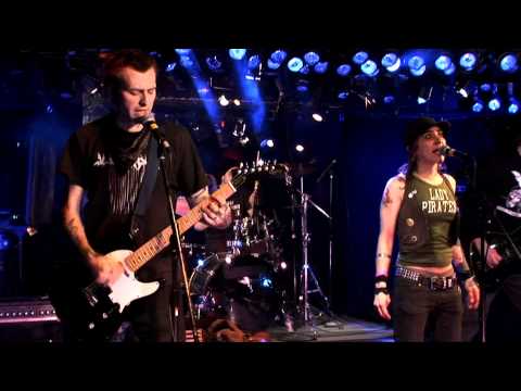 Star Fucking Hipsters - 3000 Miles Away - Live on Fearless Music HD