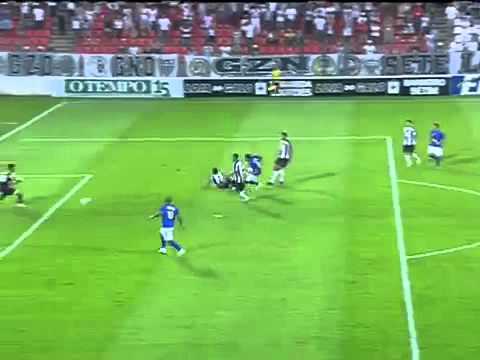 Atlético-MG 2 X 2 Cruzeiro - Gol Anselmo Ramon - 34º [2ºt] 08042012