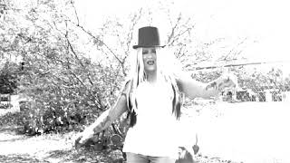 Christina Aguilera - Make Over/ performed by Mistress Amaya