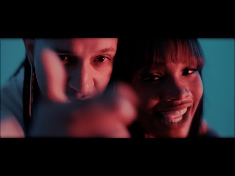 Pablo Tunes x @GailenLaMoyeta - La Que Te Cae (Video Oficial)