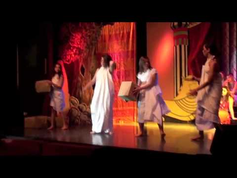 Mini Club spectacle les cadet 2010-2011