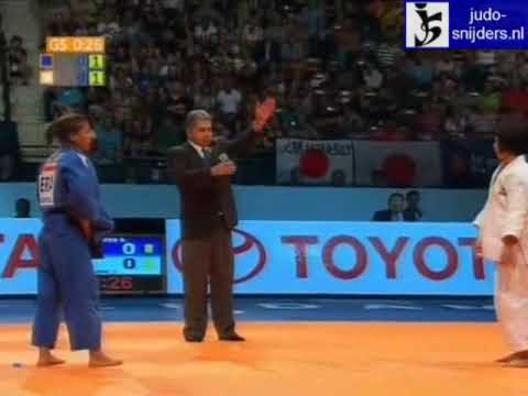 Judo 2009 Rotterdam: Sara Menezes (BRA) - Jung-Yeon Chung (KOR) [-48kg] bronze, golden score.