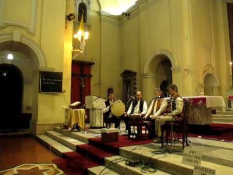 David Hykes and the Harmonic Choir @ Sacred Heart Cathedral New Delhi INDIA.MOV