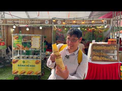 A Taste of Hải Phòng: Cột Đèn's Pate Banh Mi at the Festival