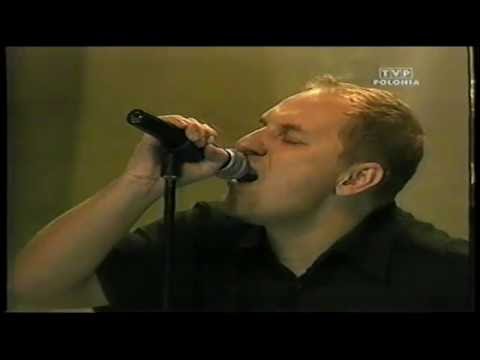 Agressiva 69 - Chaos i Kosmos (Live Yach Film Festival 2003)