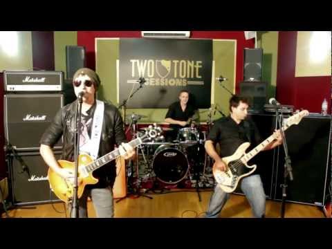 Two Tone Sessions with Rafael Moreira and Magnetico - Avalanche