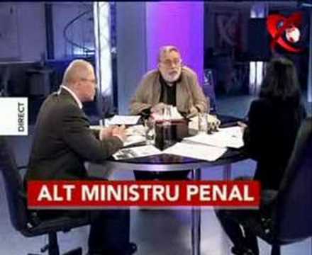 Lavinia Şandru cere demisia lui Adrian Iorgulescu