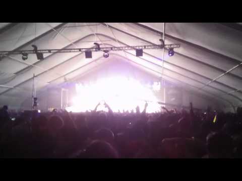 Gareth Emery [ASOT 550] - Zombie Nation @ Beyond Wonderland '12