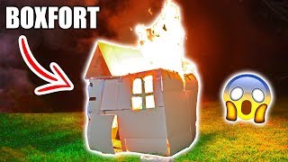 BOX FORT ON FIRE!! 📦🔥
