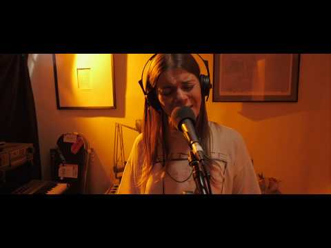 Liz Lawrence - The Good Part (live)