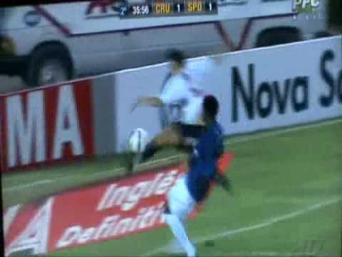 Cruzeiro 1 X 2 Sao Paulo
