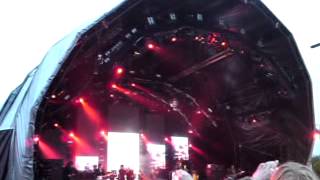 Elbow - Opening sequence - High Ideals - Live at Jodrell Bank 23-06-2012.MP4