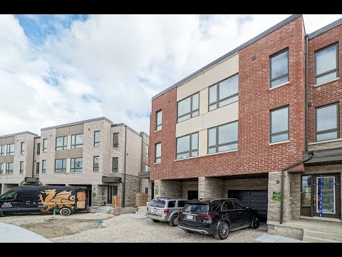 9 Woodstream Drive, Etobicoke Home for Sale - Real Estate Properties for Sale