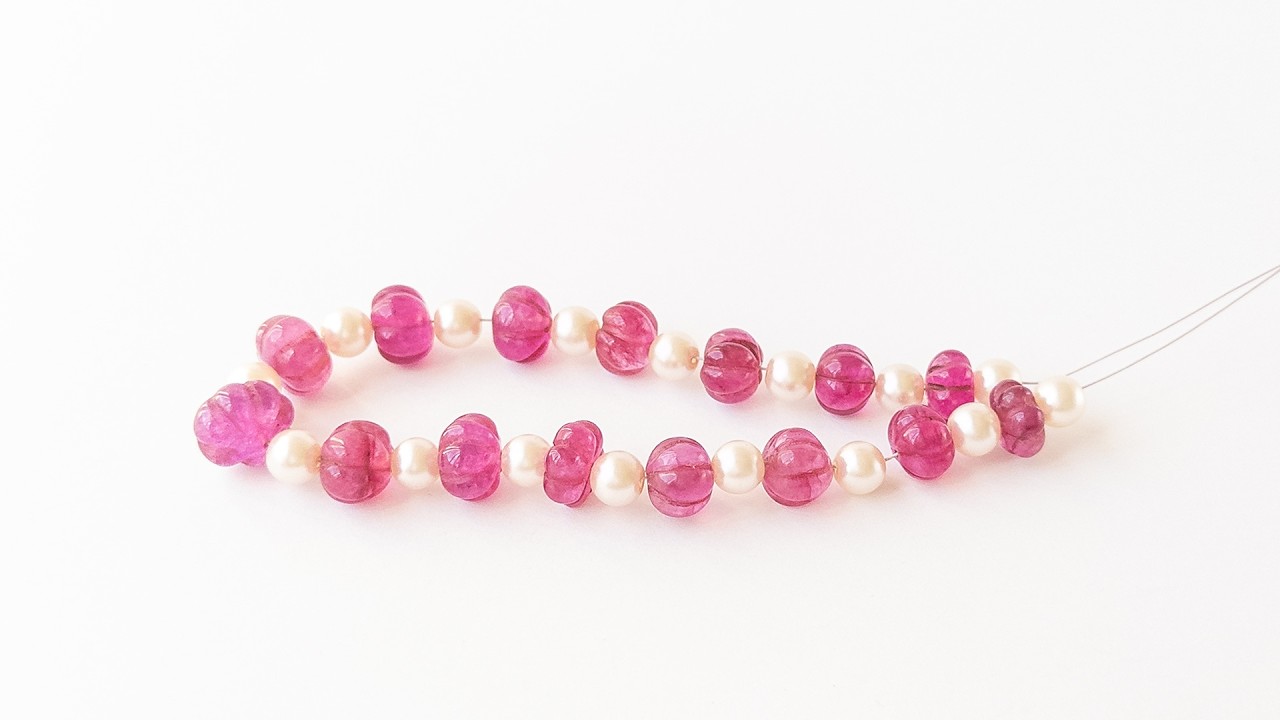 Quartz and Shell Pearls | Pumpkin Cut | 8.5-11mm Bead Size | 31 Pieces video