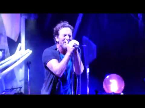 Pearl Jam - Tremor Christ - Fenway Park (September 2, 2018)