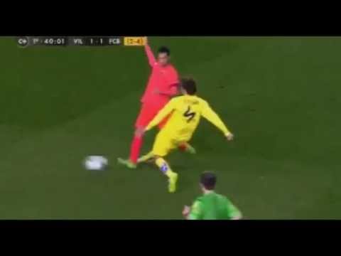 Brutal lesion de Pina a Busquets | Villarreal vs Barcelona 4 de marzo 2015