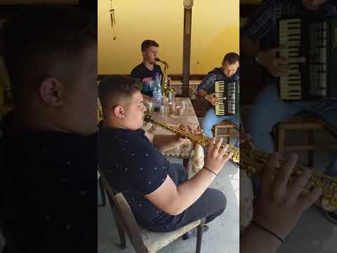 Inceput   de  nuntă...Sacosu - TURCESC  2019  ....