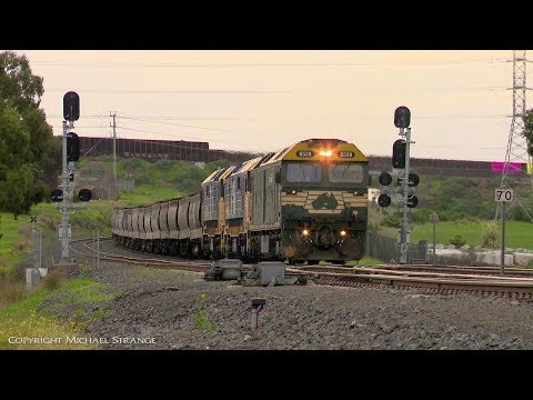 7938V Pacific National Grain Train - PoathTV Australian Railways