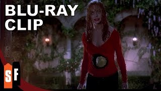 Video trailer för Death Becomes Her (1992) Clip 2: We See Right Through Goldie Hawn! (HD)