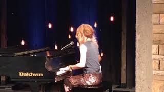 Allison Moorer and Shelby Lynne "Not Dark Yet" song by Bob Dylan (Nashville, 15 September 2017)