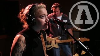 Lydia Loveless - To Love Somebody - Audiotree Live (1 of 4)
