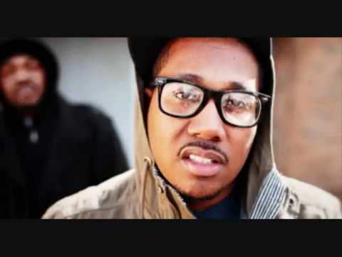 download lagu mp3 mp4 Elzhi Love It Here, download lagu Elzhi Love It Here gratis, unduh video klip Elzhi Love It Here