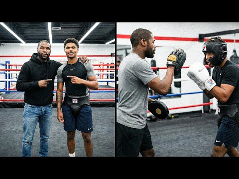 Floyd Mayweather VISITS Shakur Stevenson Camp & Tells Him HOW TO BEAT Teofimo!