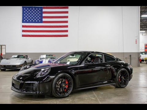 2017 Porsche 911 Carrera GTS Test Drive