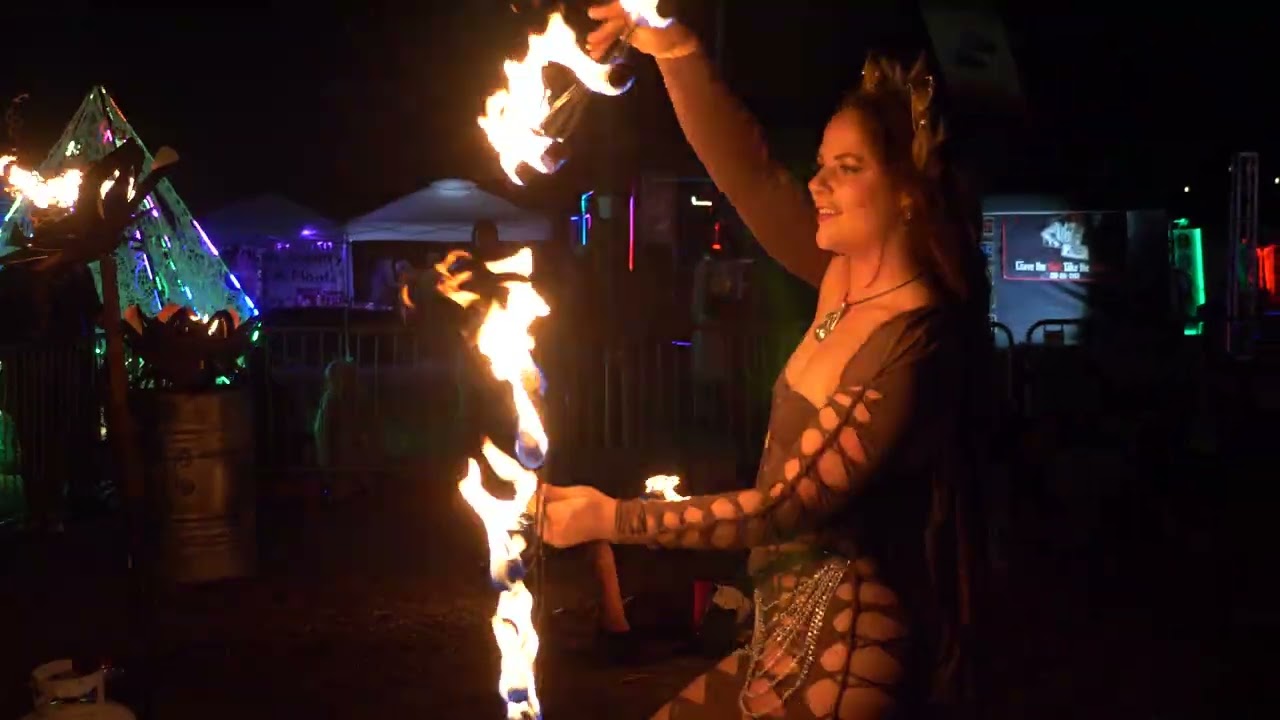 Promotional video thumbnail 1 for Riley Jalowy Fire Eater