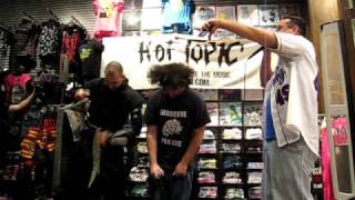 Hot Topic is not Punk Rock (MC Lars cover) AT HOT TOPIC