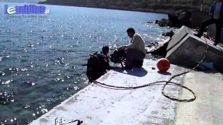 preview picture of video 'Υποβρύχια αυτοψία στο λιμάνι της Πλάκας'