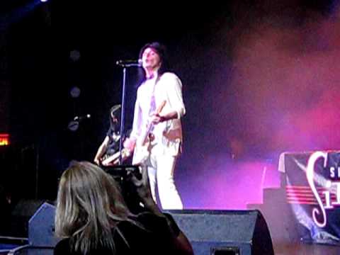 Phil Lewis with Sin City Sinners