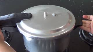 Cómo usar la olla express - Olla de presión para cocinar más rápido - La receta de la abuelita