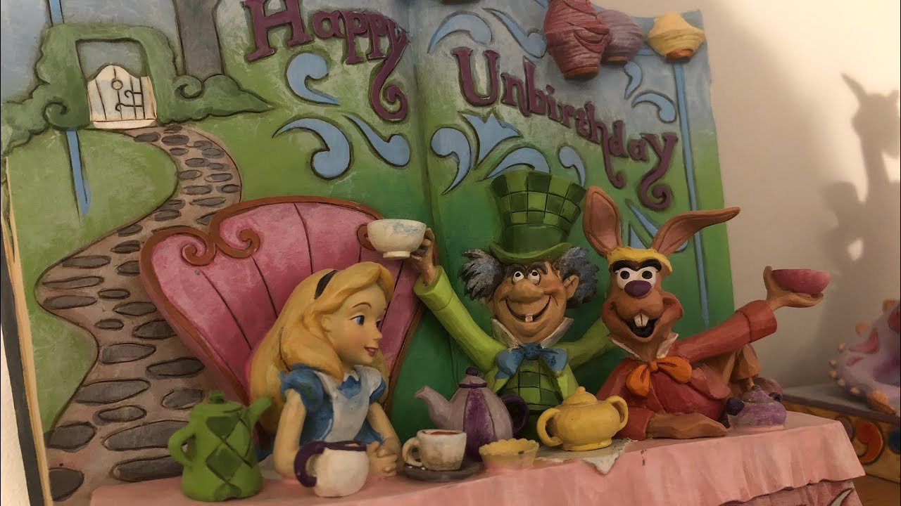 Alice in Wonderland Storybook | Disney Traditions by Jim Shore