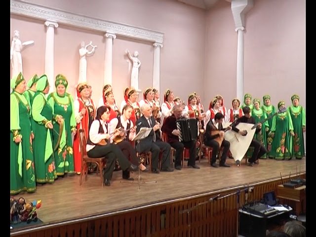 И цветы, и песни