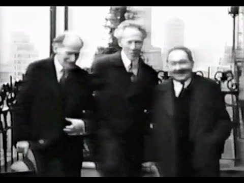 Leopold Godowsky, Ossip Gabrilowitsch and Carl Friedberg on a happy day (circa 1930) (silent film)