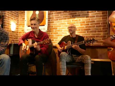 Paulus Schäfer invites The Five Great Guitars - sept 2022- a Jungle Strut