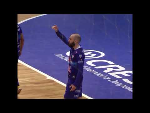 Caldeirão Azul ferveu com a goleada do Foz no Pato