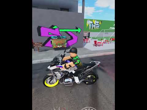 MY FAMILY ARRIVING AT THE FAVELA HOUSE 😎👍#colltzada #roblox #moto