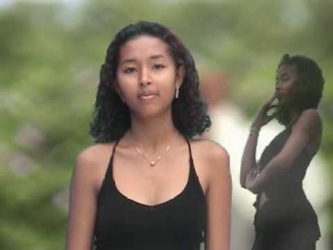 DJ Mourchidy Mba Tiava