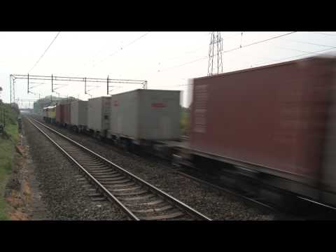 86632 and 86637 on 4K64, 09:49, Garston - Crewe Basford Hall