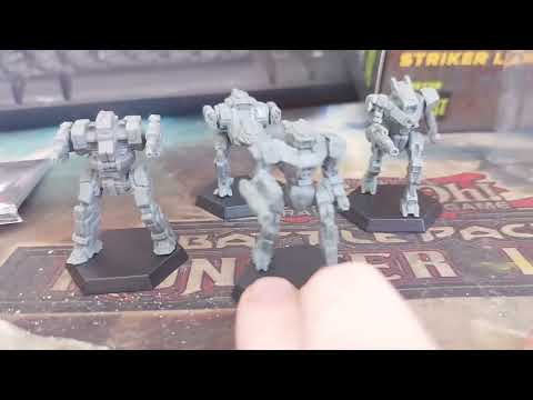 Battletech Inner sphere Striker Lance mechs unboxed and asking to be painted!