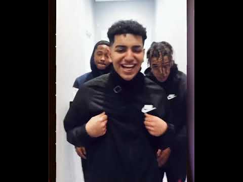 The Poing - No Eres Real