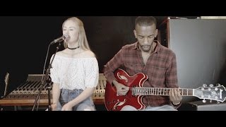 loren north | FEEL IT OUT (live acoustic session)