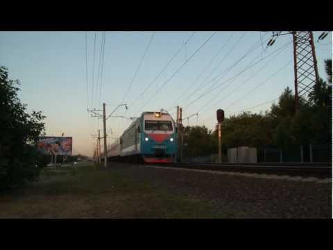 "Детский" поезд Лабытнанги — Адлер