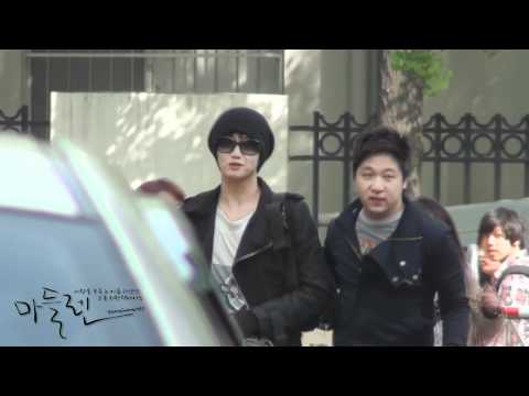 [fancam-YS] 110513 musicbank entering HeoYoungSaeng