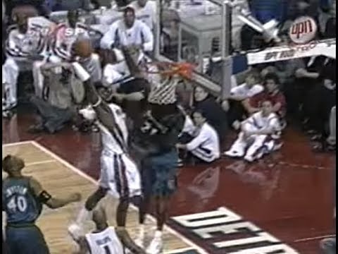 Ben Wallace Dunks on Kevin Garnett