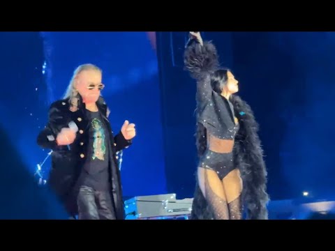 Dua Lipa y Fer de Mana haciendo Magia en México 